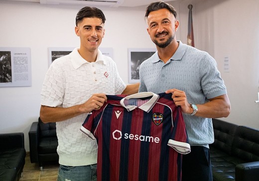 OFICIAL: El Levante suma talento para la medular
