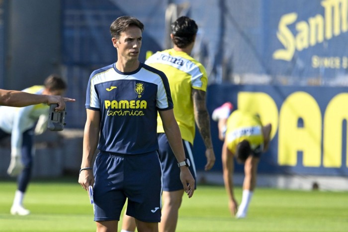 Iñigo Pérez prepara cambios y un canterano amenaza el once del Villarreal